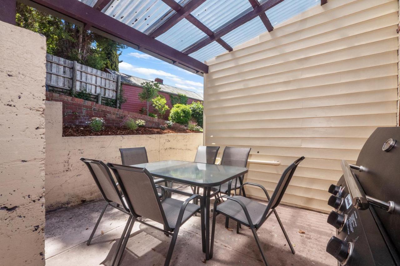 Warwick St Retreat! 3 Bedroom House With Parking Hobart Buitenkant foto